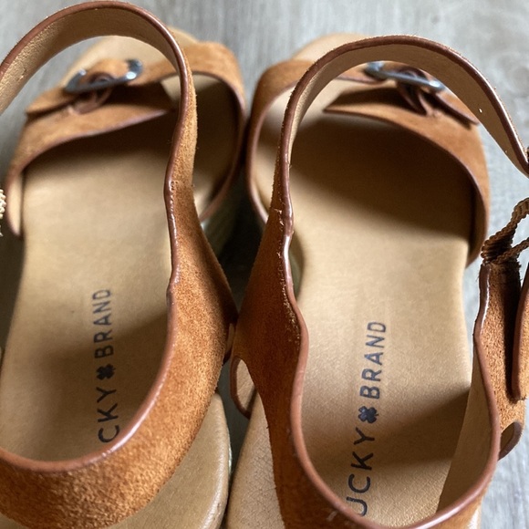 Lucky Brand Naveah Platform Sandals - Picture 13 of 14
